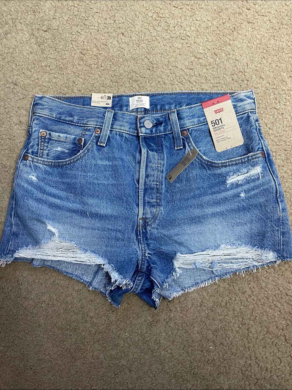 Women’s Levi’s 501 Original Shorts NWT size 30